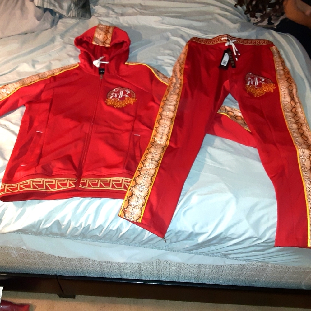 Holy grail tract suit